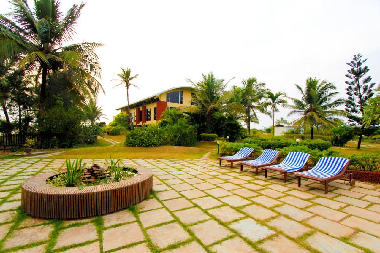 The Beach House Goa 比纳里姆 外观 照片