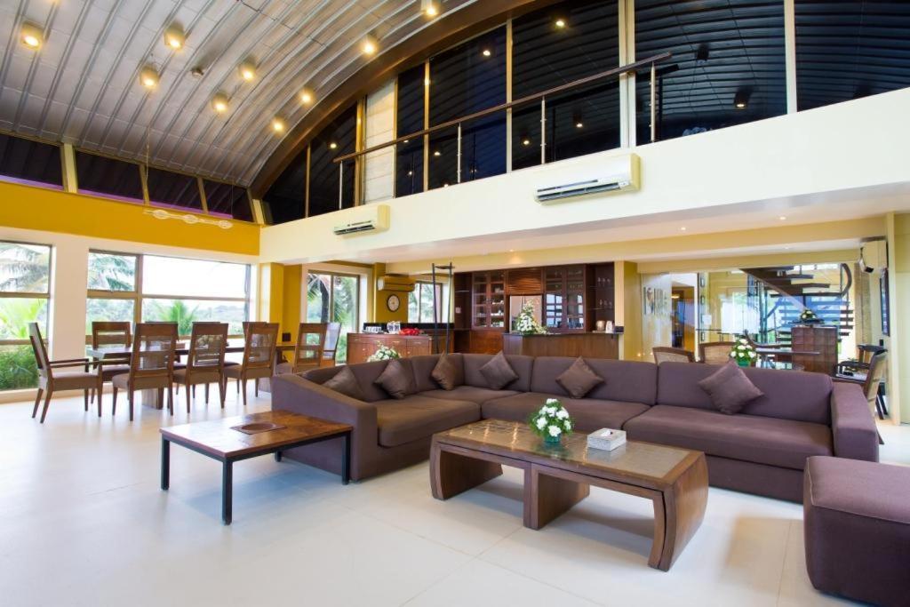 The Beach House Goa 比纳里姆 外观 照片